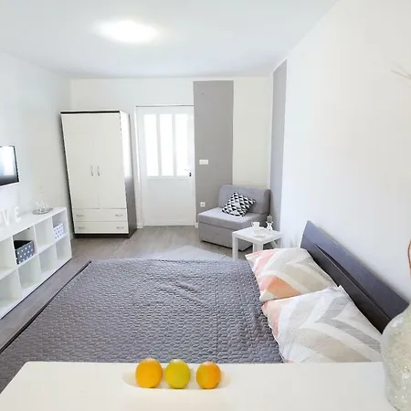 Apartment As *